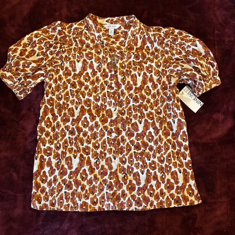 Nine West women shirt, brown, animal print, XS